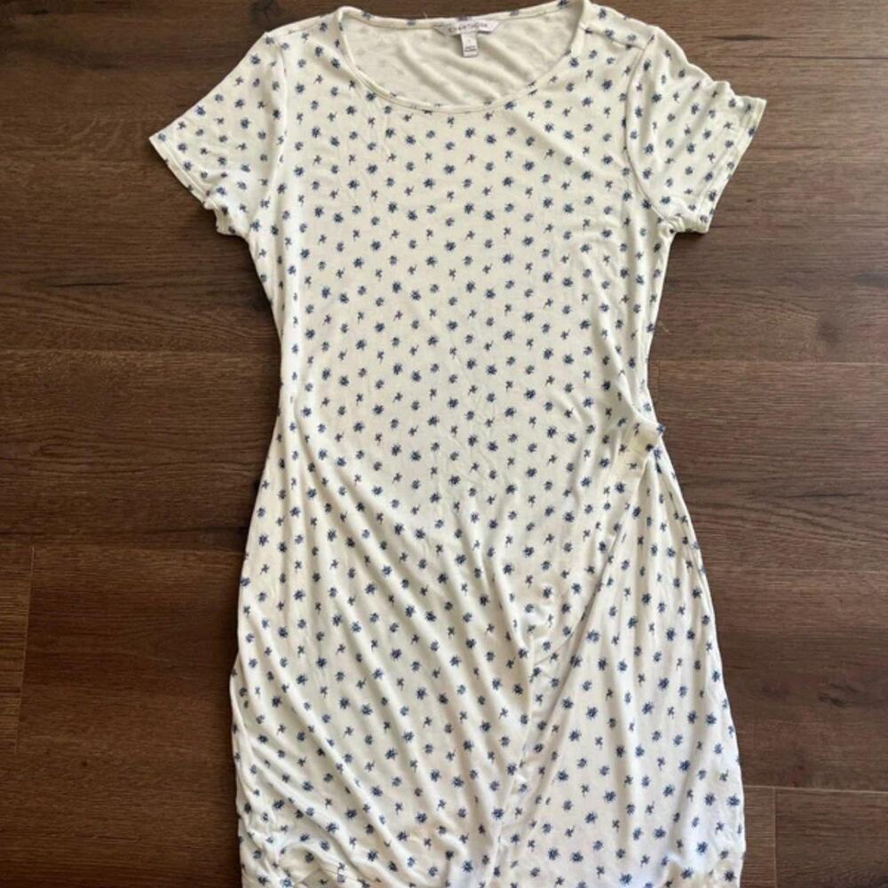 Comfortable and flattering hawthorn knit